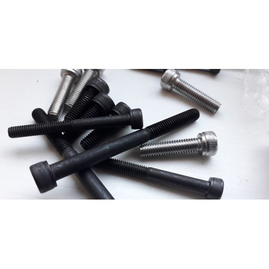 DLA-32CC Engine screw Set